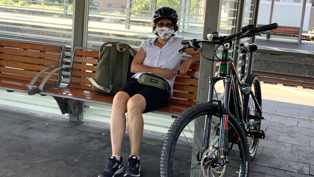 rhein3-hernebahnhof-steffi-bank