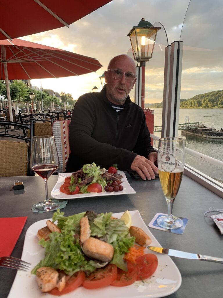 Abendessen im Hotel Rheinischer Hof in Bad Breisig mit Blick auf den Rhein