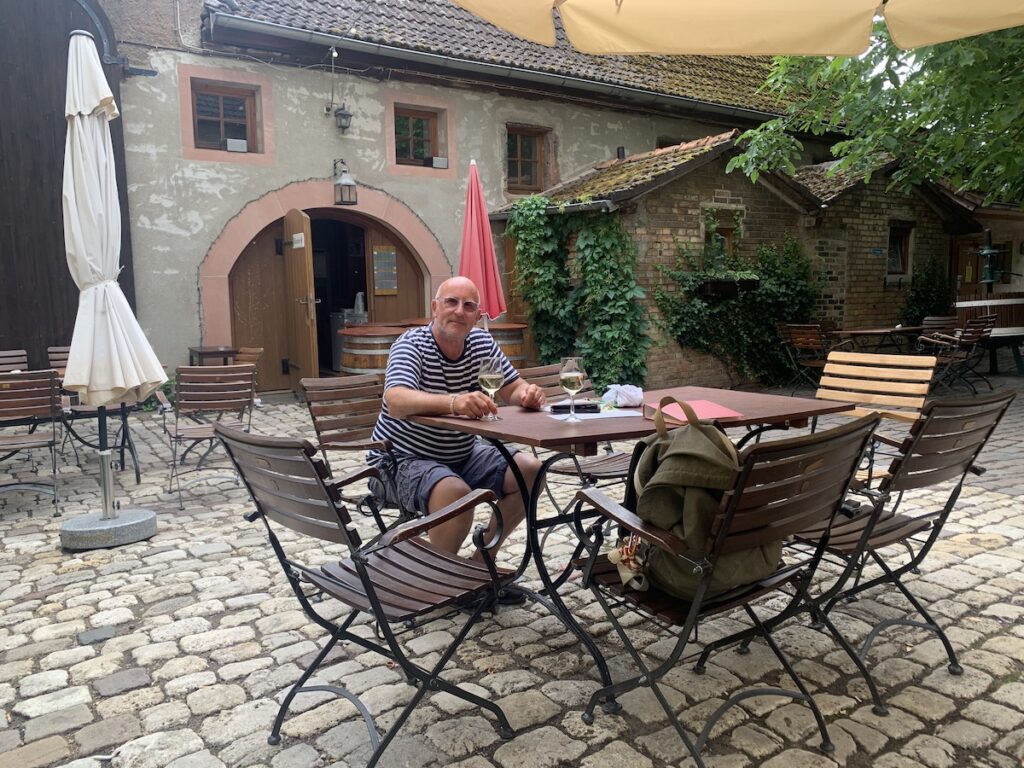 haxthäuser hof nierstein biergarten weingarten